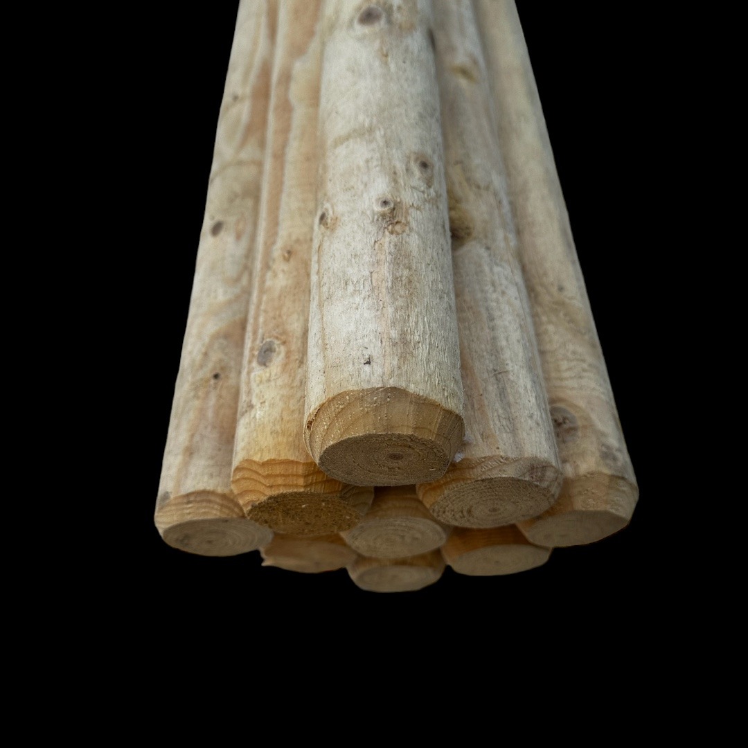 Dřevěný kotvící kůl se špicí a fazetou 200 x 5 cm