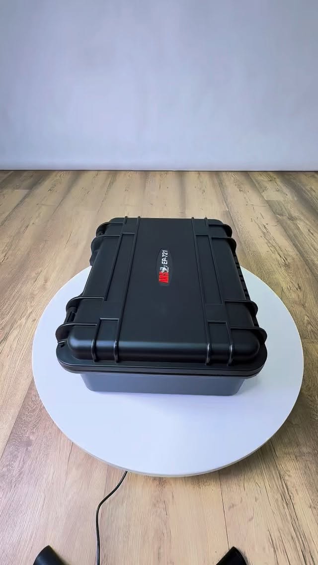 ARS EP série ✂️🌿 – vyber si výkon podle svých potřeb
🔔Profesionální akumulátorové prořezávací nůžky

🔹 EP-719 – lehký a rychlý pomocník pro každodenní práci (střih až 25 mm)
🔹 EP-720 – silnější univerzál do sadů i vinic (střih až 30 mm)
🔹 EP-721 – maximální výkon bez kompromisů (střih až 40 mm)

Všechny modely nabízí japonskou čepel, bezuhlíkový motor, perfektní výdrž díky dvěma bateriím.

👉 Ať už stříháš jemné větve nebo silné dřevo, ARS má řešení.

Dostupné na.: www.zidekhk.com
…

ARS EP Series ✂️🌿 – choose the power that suits your needs
🔔 Professional cordless pruning shears
🔹 EP-719 – lightweight and fast helper for everyday work (cuts up to 25 mm)
🔹 EP-720 – a more powerful all-rounder for orchards and vineyards (cuts up to 30 mm)
🔹 EP-721 – maximum power without compromise (cuts up to 40 mm)

All models feature Japanese blades, a brushless motor, and excellent battery life thanks to two batteries.

👉 Whether you’re cutting delicate brancher or thick wood, ARS has the solution.

#lawncare #ars #gardening #zidekhk #gardendesign