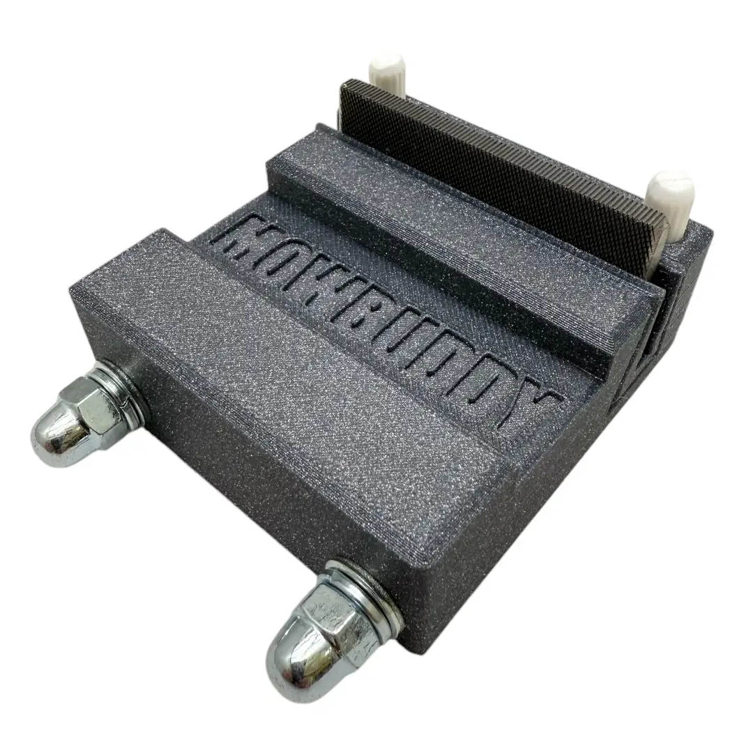 MOWBUDDY – váš spolehlivý partner pro dokonale ostrý spodní nůž vřetenové sekačky