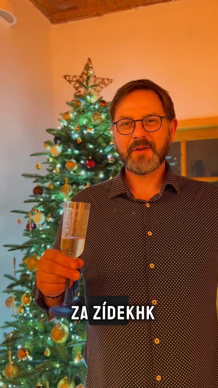 ✨🎆 Děkujeme za vaši důvěru a přízeň v uplynulém roce.

Přejeme vám pevné zdraví, hodně úspěchů a radosti v novém roce.
Děkujeme, že jste s námi. 🌱

Zídekhk Garden & Lawn 

Radim Zídek